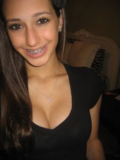 8-track reccomend girl with braces flashing big