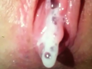 Close fingering gaping wifes pussy