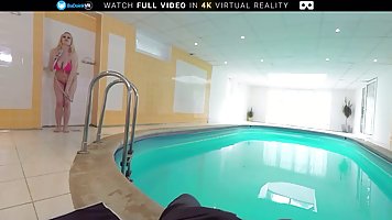 Reed reccomend pool apartment