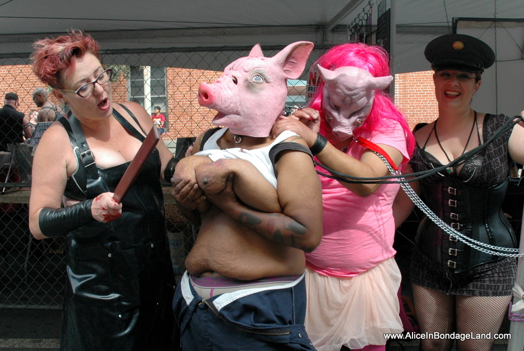 Piggy hood princess