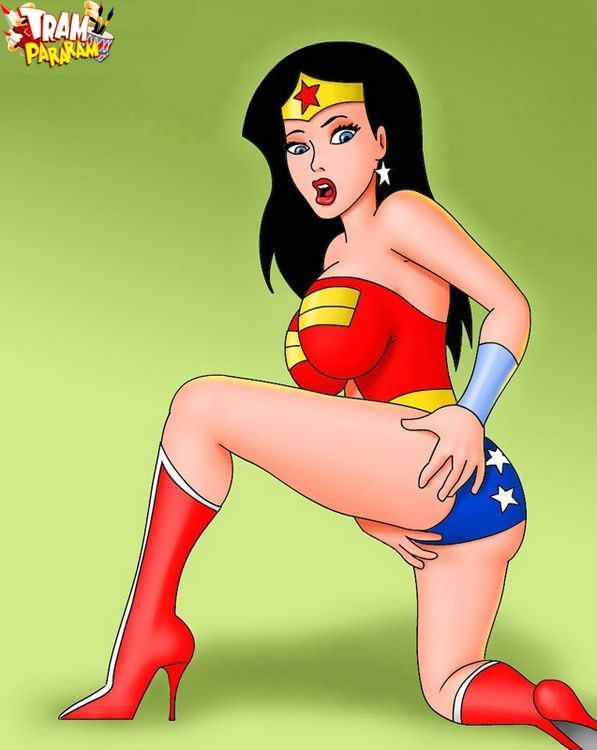 Themyskara futa wonderwoman supergirl loop